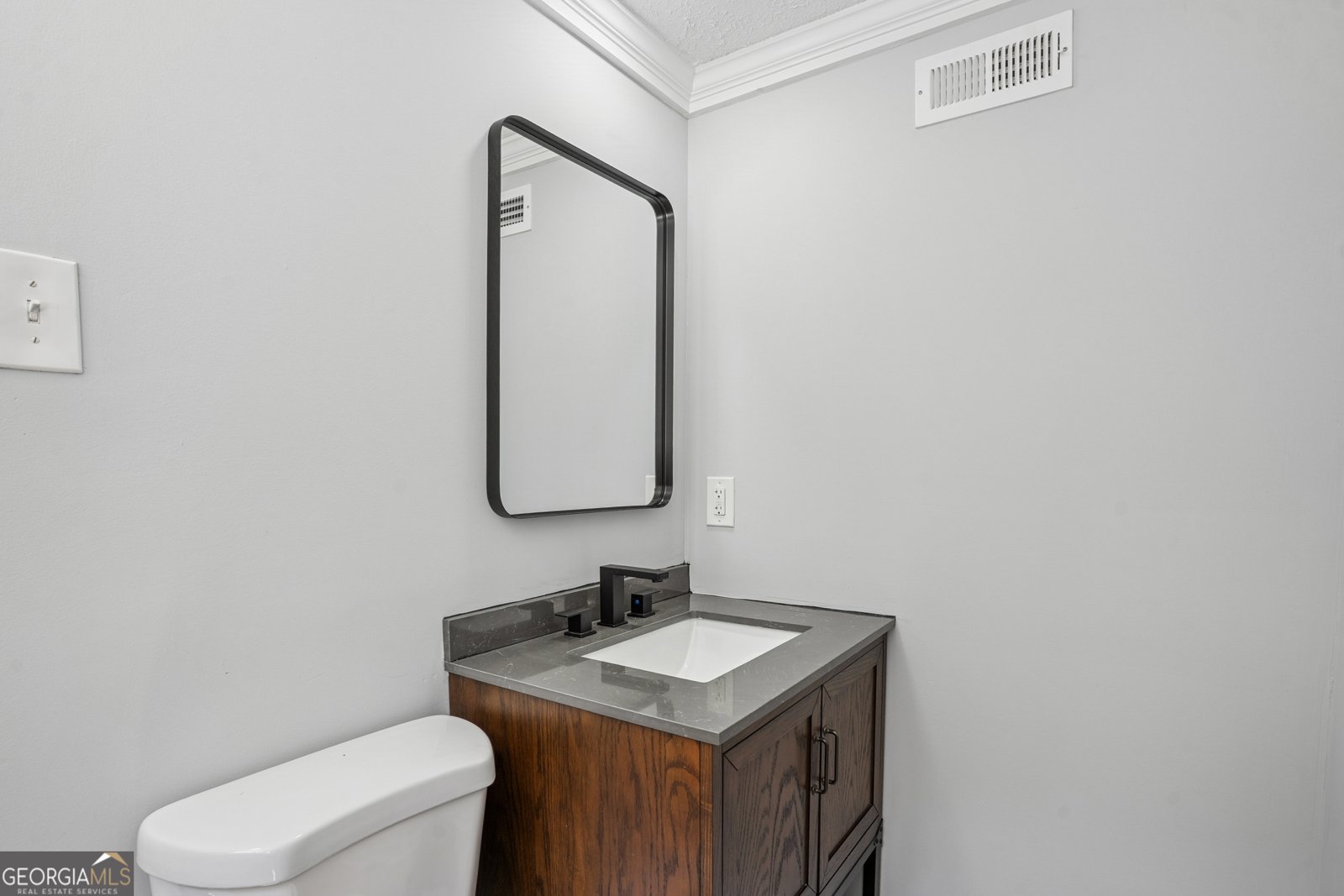 1349 Heather Circle Riverdale - 9