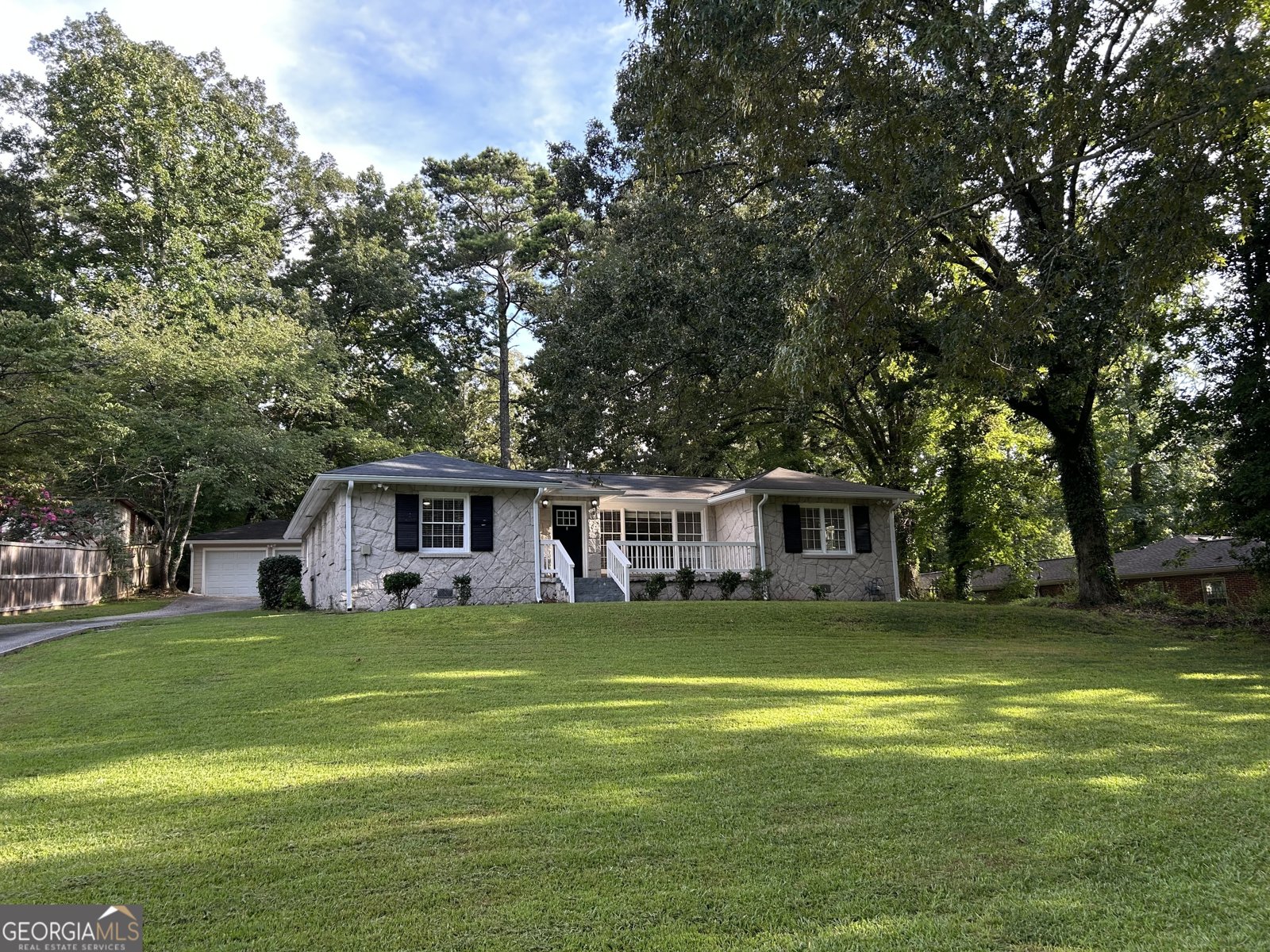 2540 Cascade Road Atlanta - 1