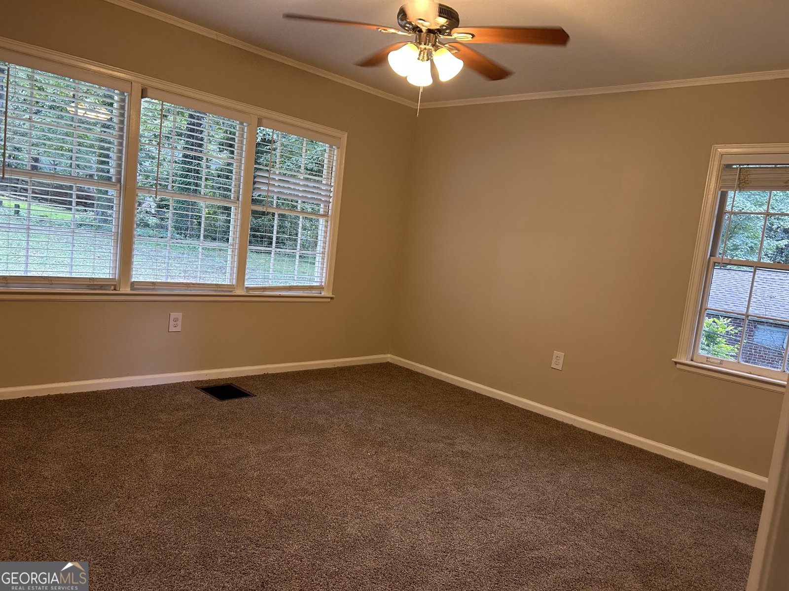 2540 Cascade Road Atlanta - 5