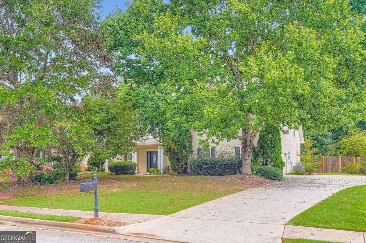 1405 Landon Drive Locust Grove - 27