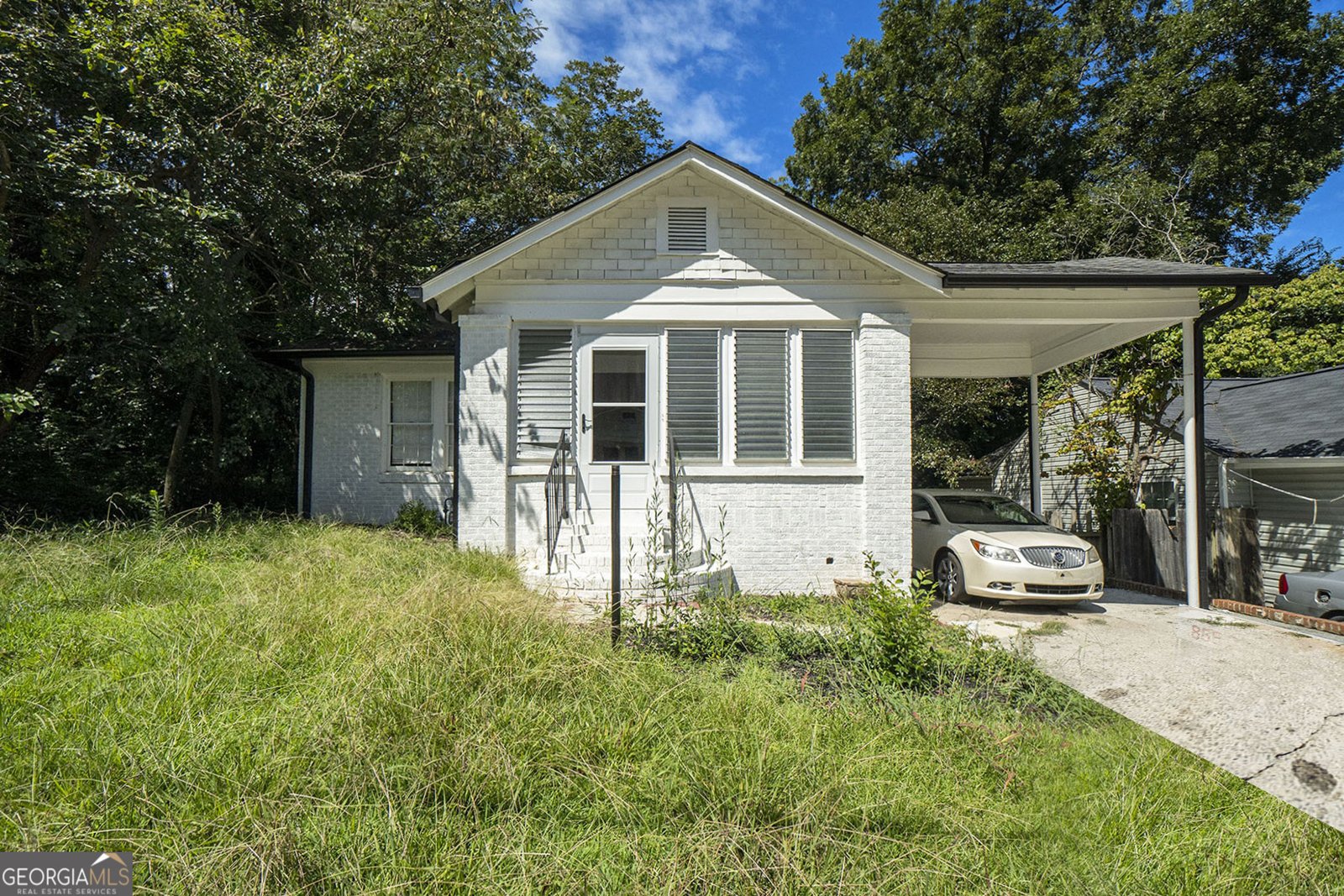 556 Holly Street Atlanta - 1