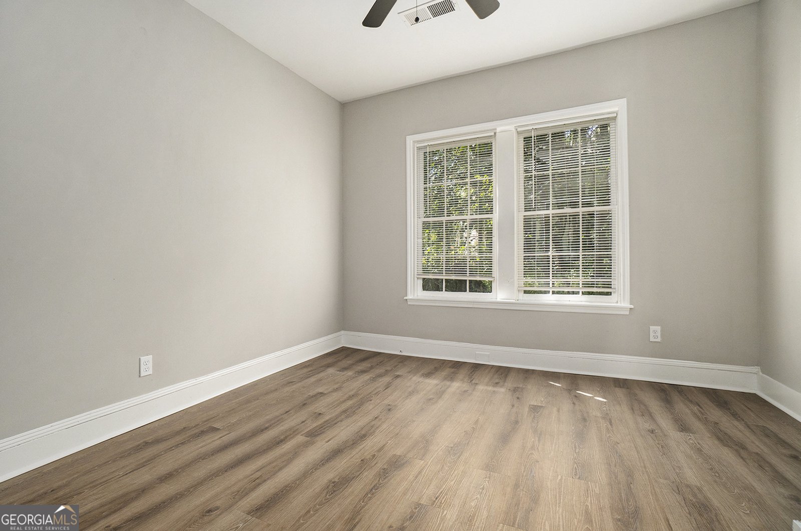 556 Holly Street Atlanta - 13