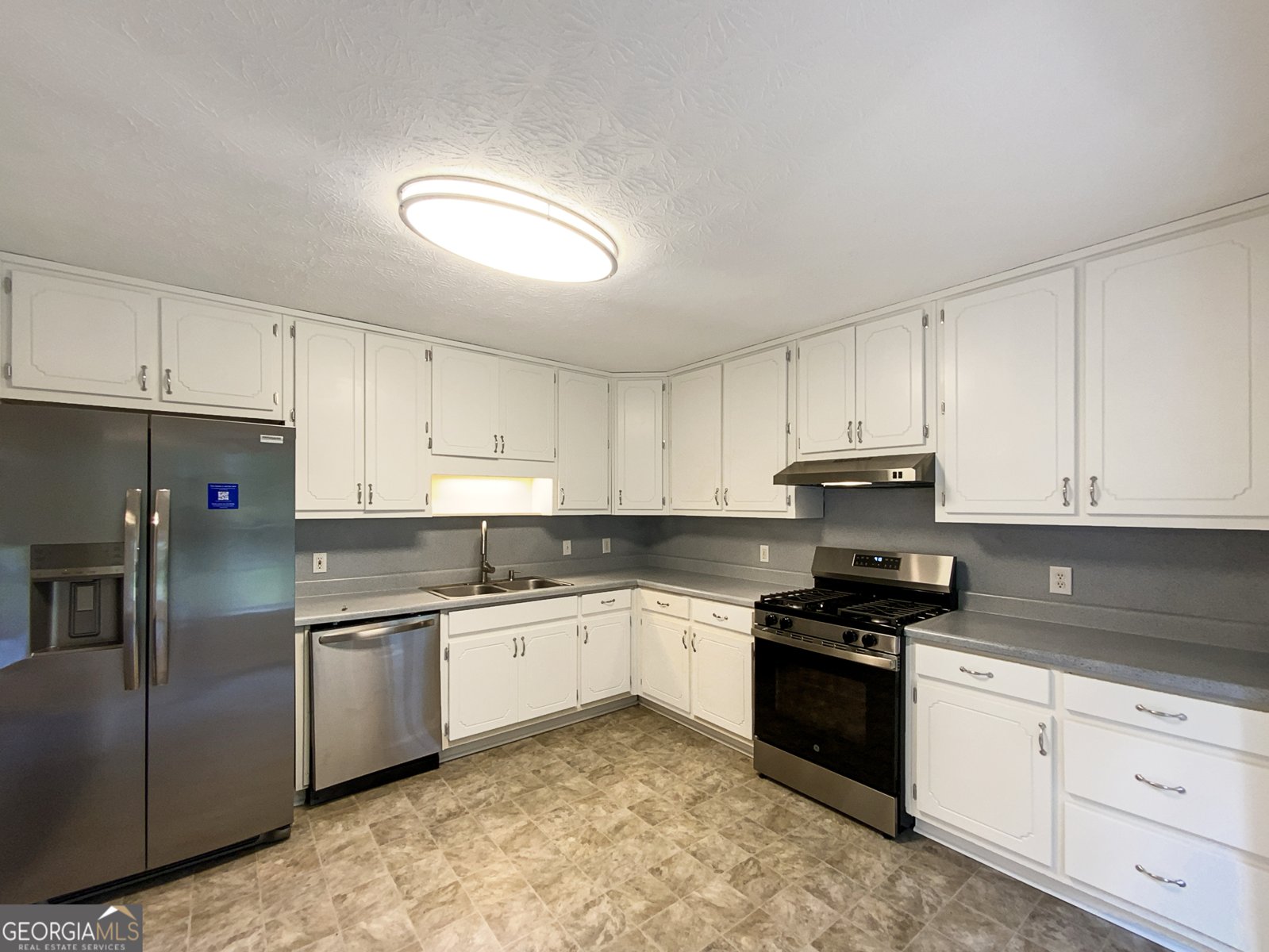 172 Stokes Drive Stockbridge - 4