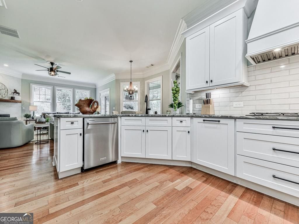 405 Larkspur Drive canton - 16