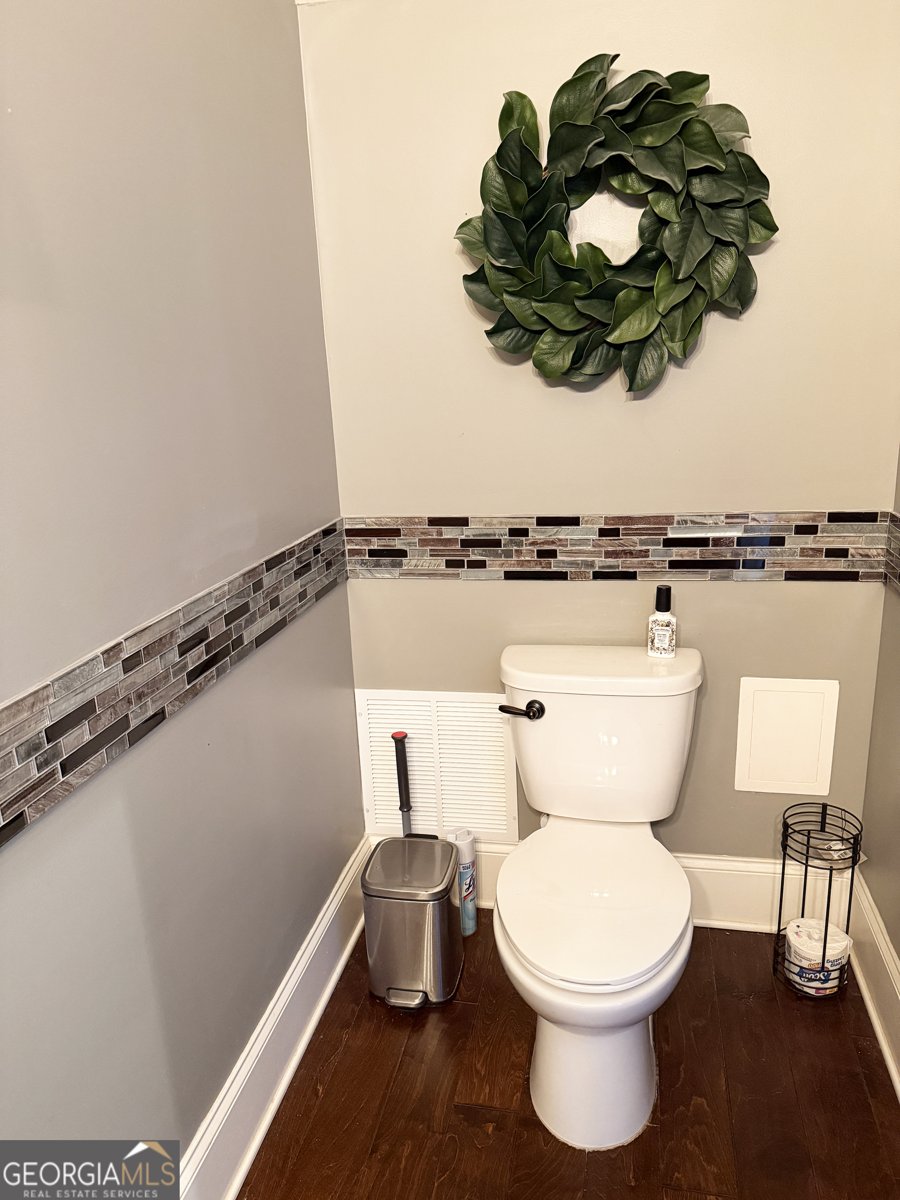 1869 Schofield Drive Hampton - 30