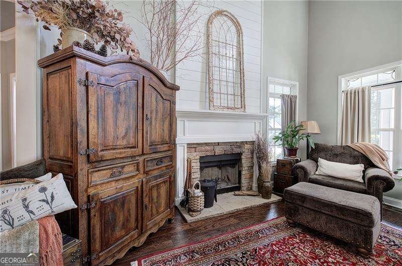 144 Greatwood Drive White - 16