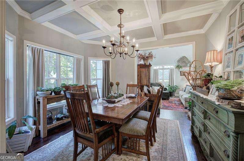 144 Greatwood Drive White - 18