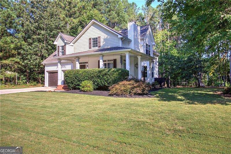 144 Greatwood Drive White - 4
