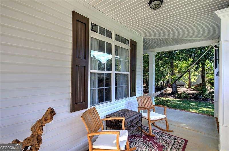 144 Greatwood Drive White - 7