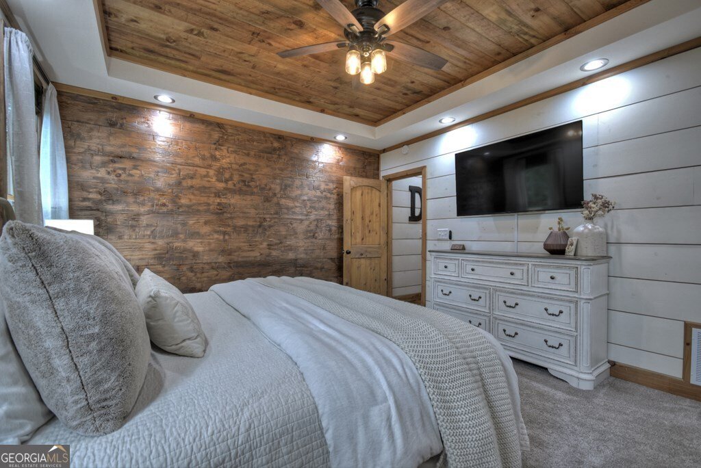 508 Little Bee Lane Cherry Log - 12