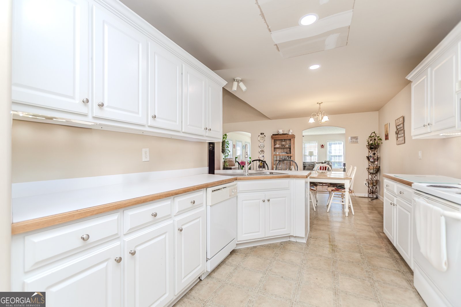 855 Crystal Meadow Drive Winder - 11