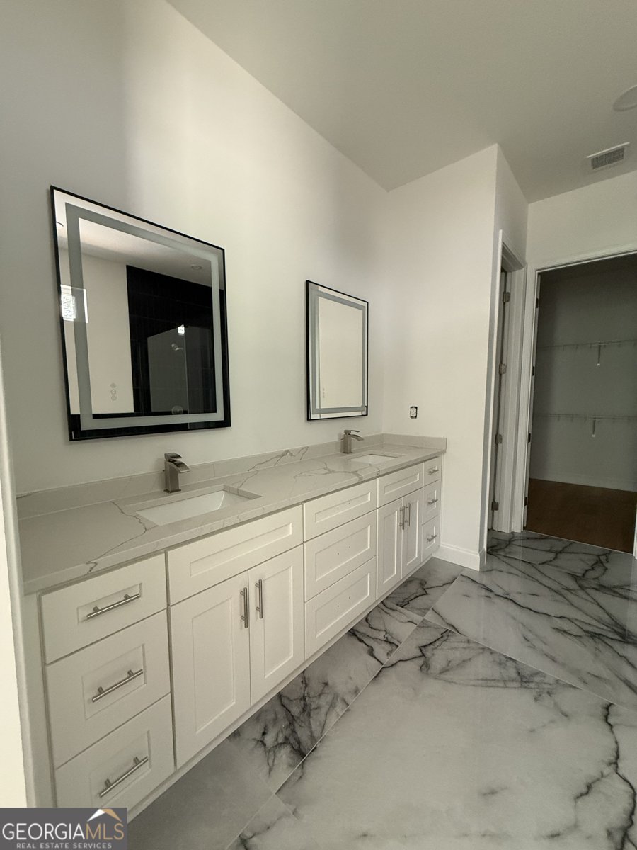 9093 Hanover Street Lithia Springs - 9
