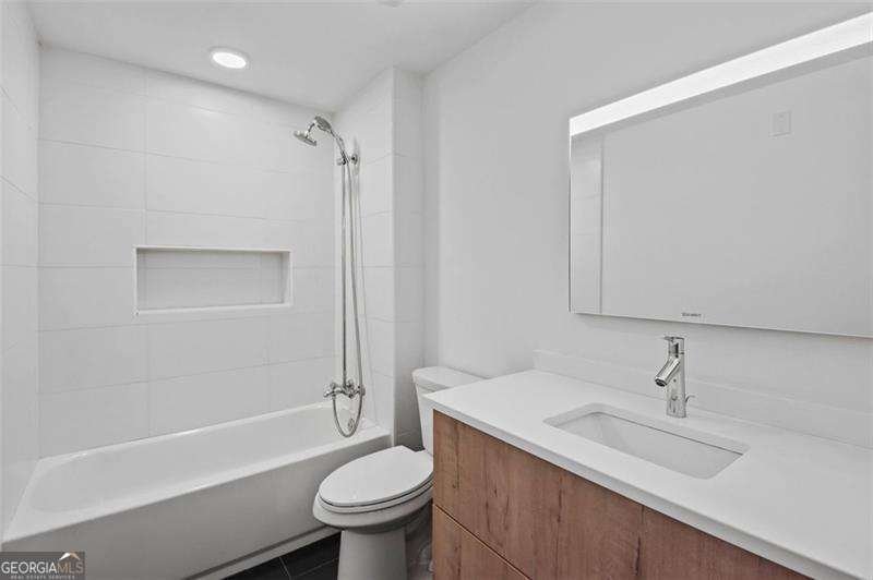 346 Peters Street Atlanta - 24