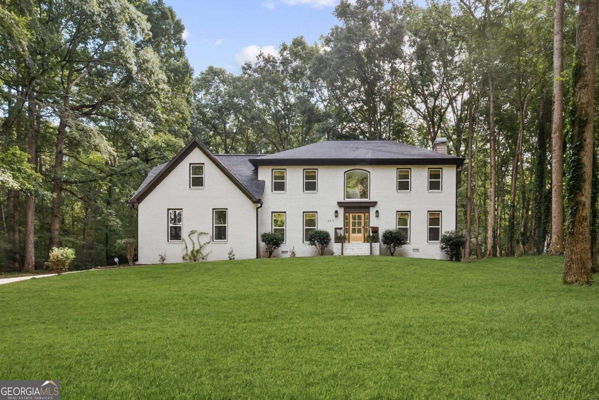 300 Creekview Trail Fayetteville - 1
