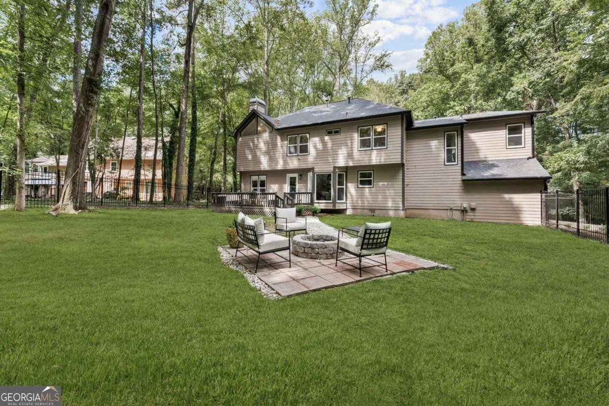 300 Creekview Trail Fayetteville - 33