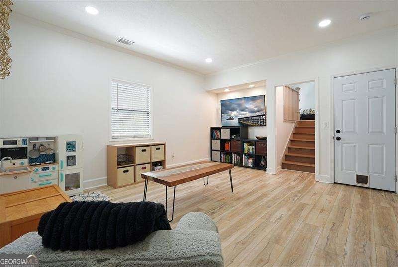 2677 FOREST Way Marietta - 23