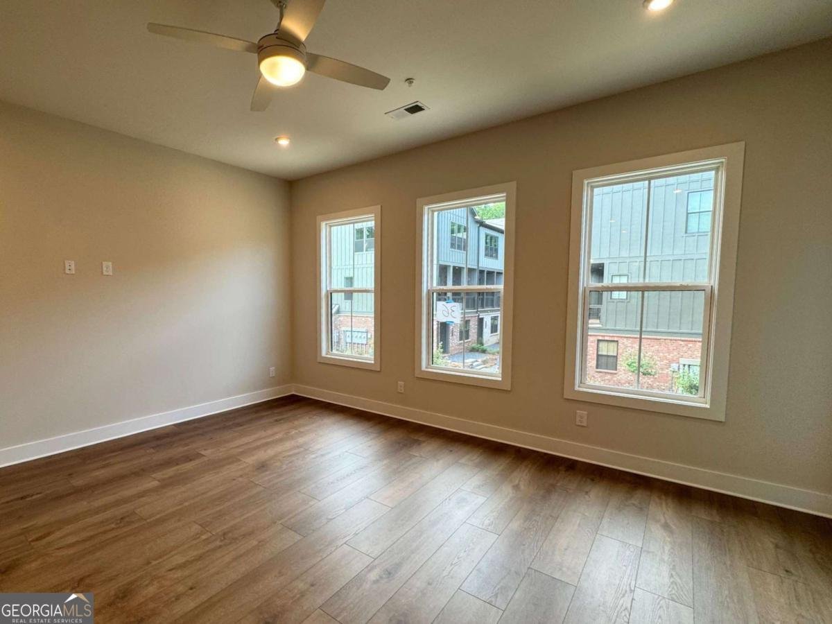 625 Firefly Circle Alpharetta - 10