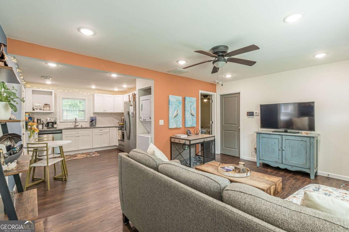 723 Campbell Circle Hapeville - 17