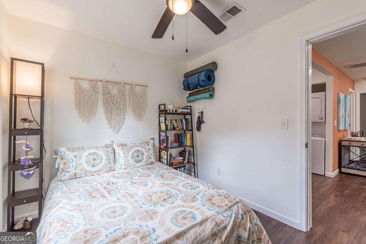 723 Campbell Circle Hapeville - 24