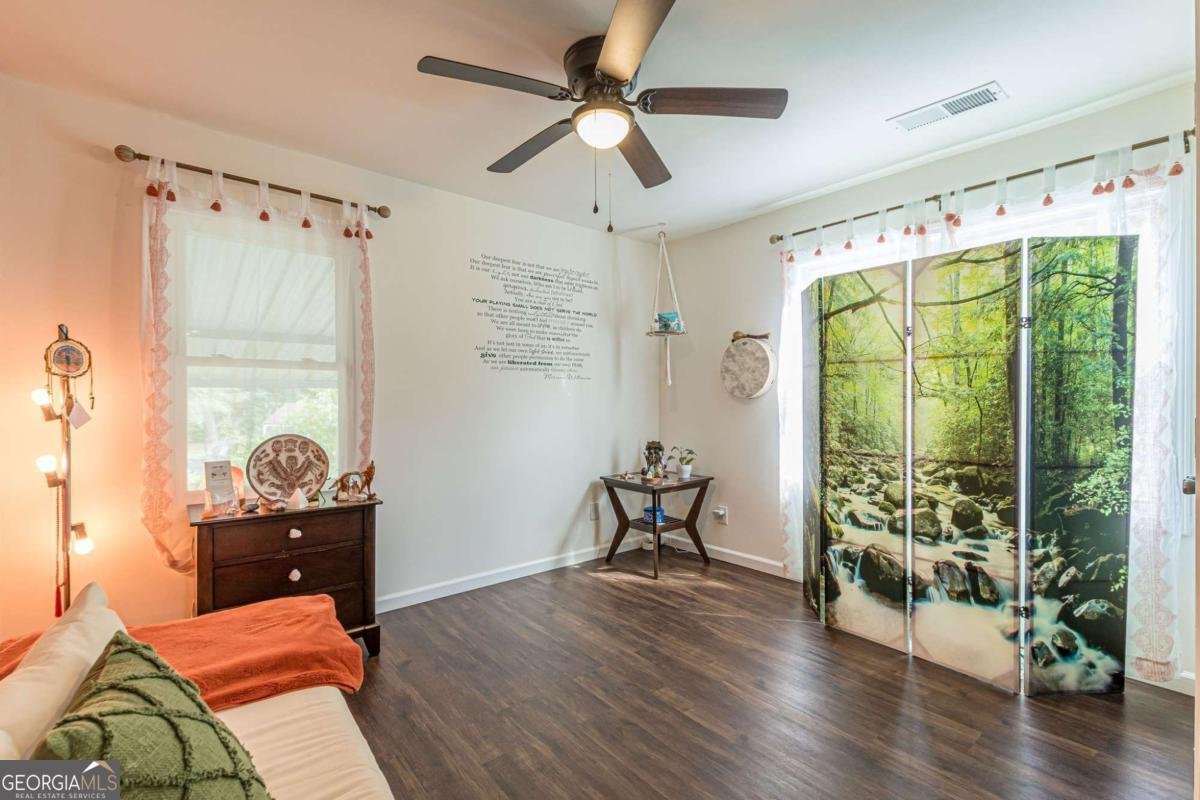 723 Campbell Circle Hapeville - 35
