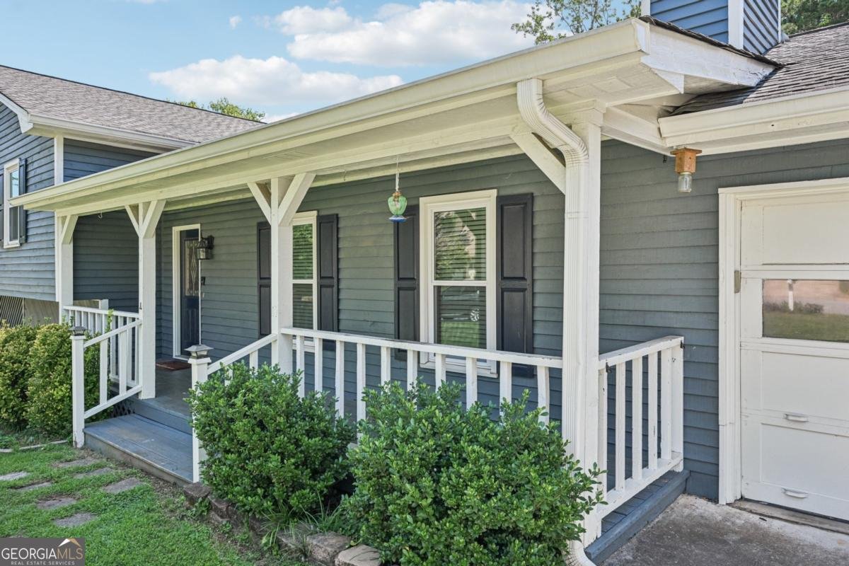 5176 Ashford Court Lilburn - 3