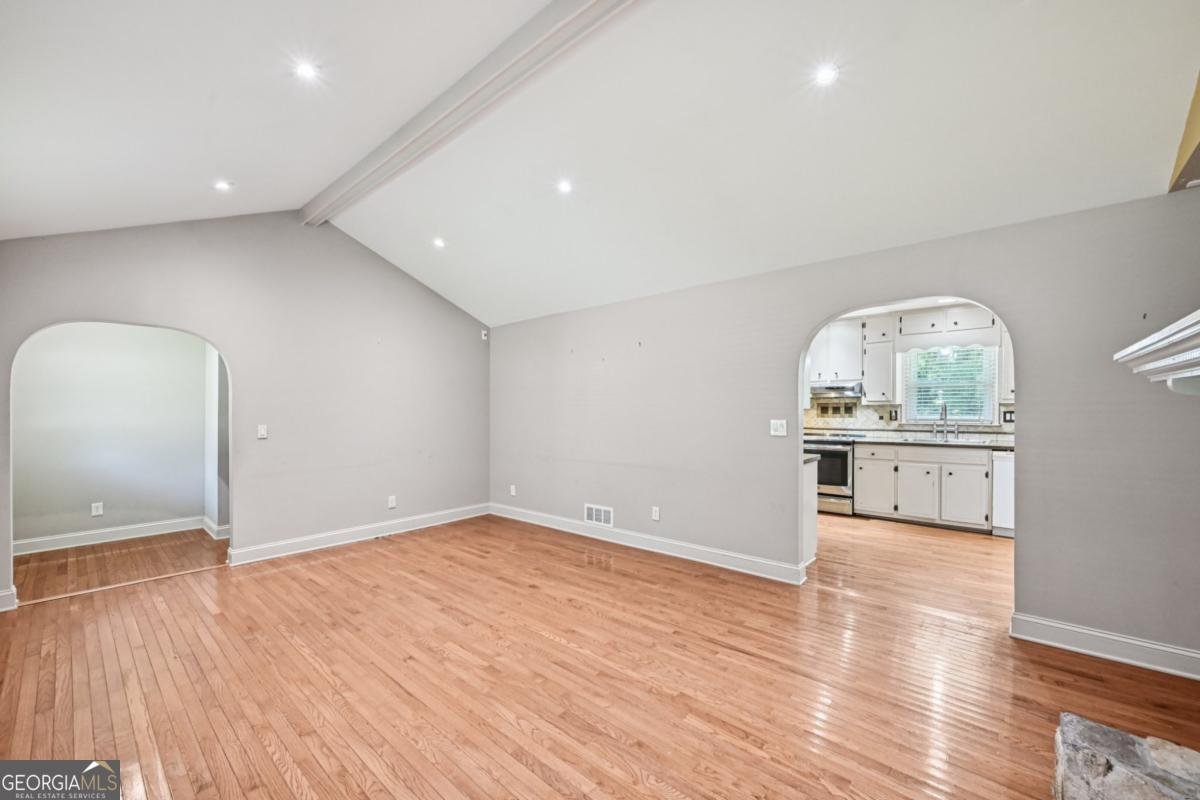 5176 Ashford Court Lilburn - 8