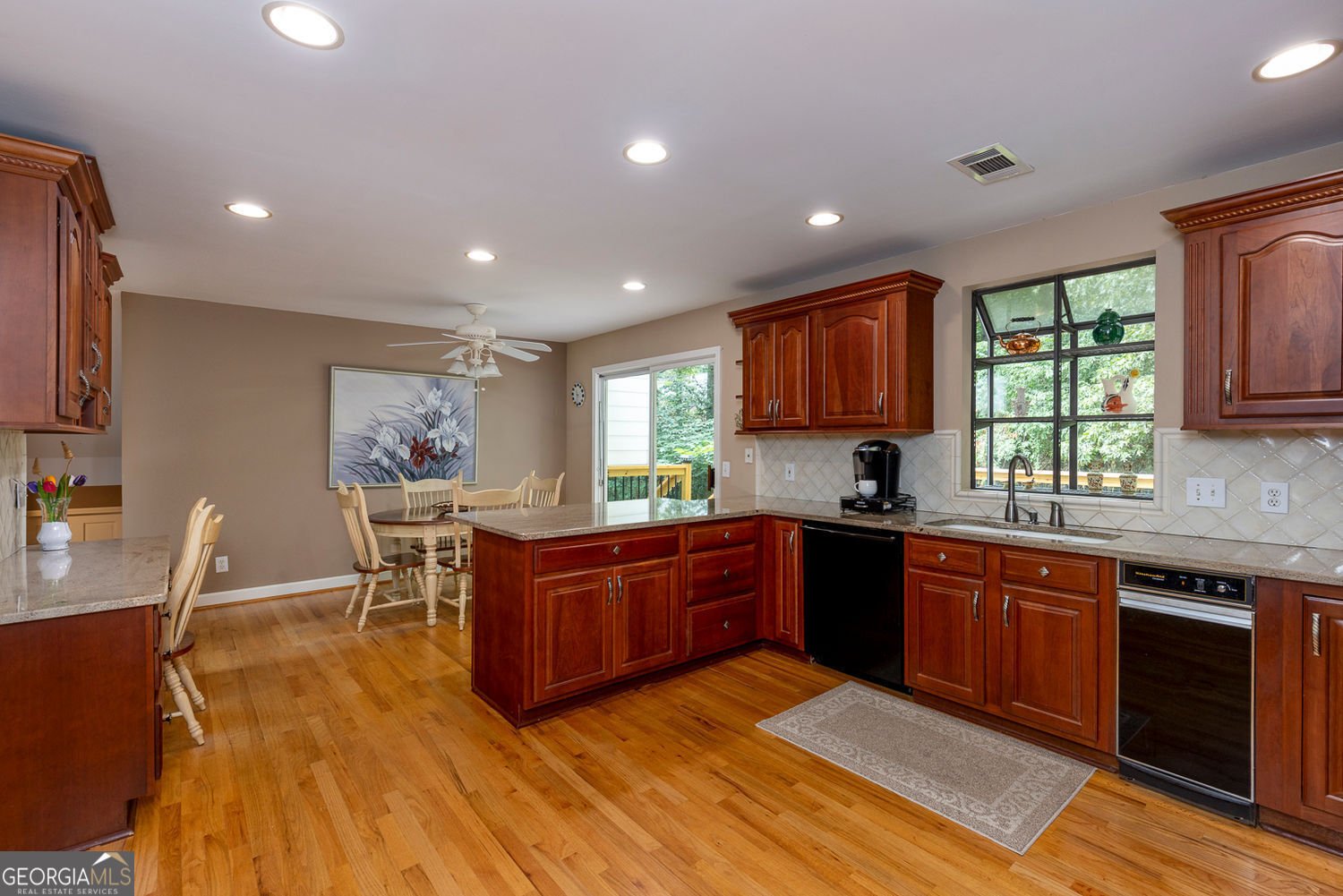 525 Spender Trace Sandy Springs - 12