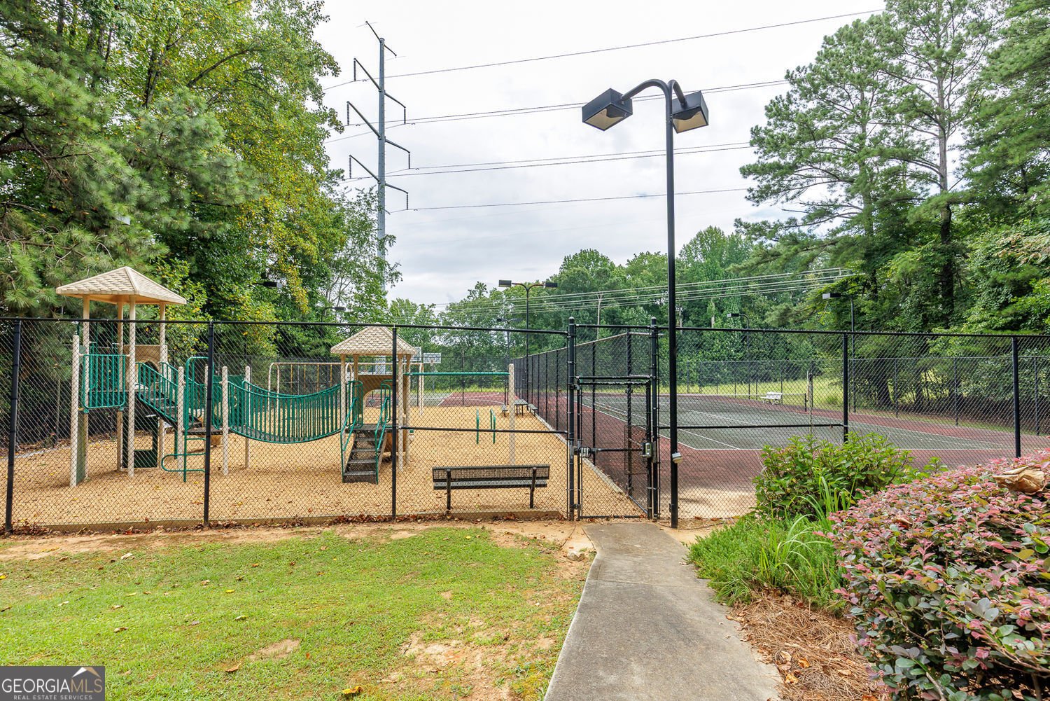 525 Spender Trace Sandy Springs - 2