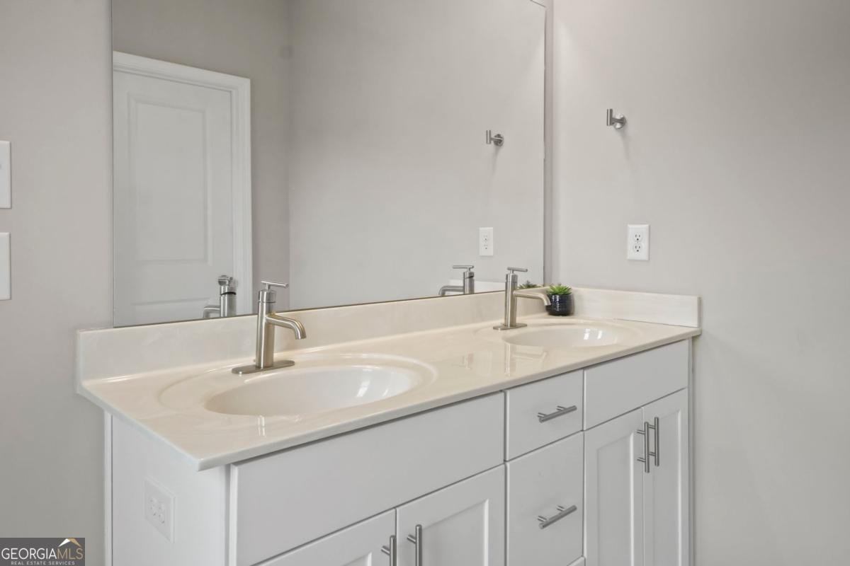 743 Brecklin ln Woodstock - 23