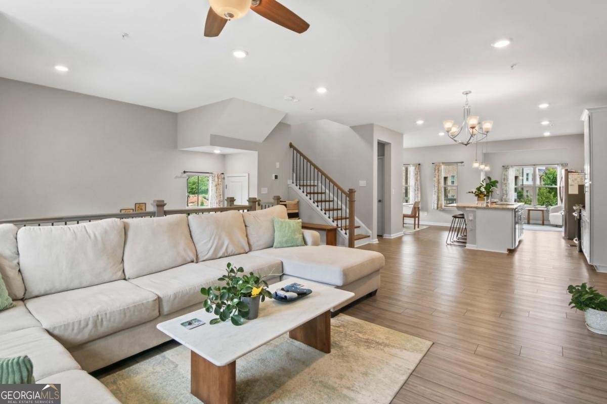 743 Brecklin ln Woodstock - 4