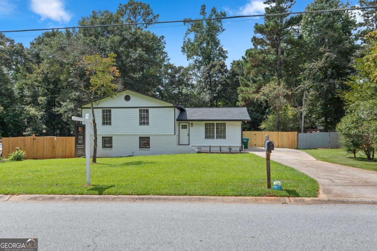 3093 Deshong Drive Stone Mountain - 1