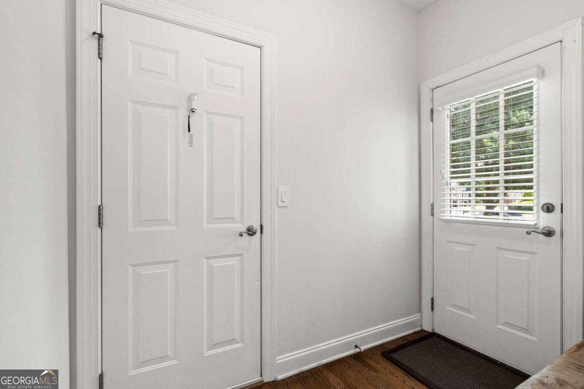 2421 Floral Valley Drive Dacula - 20