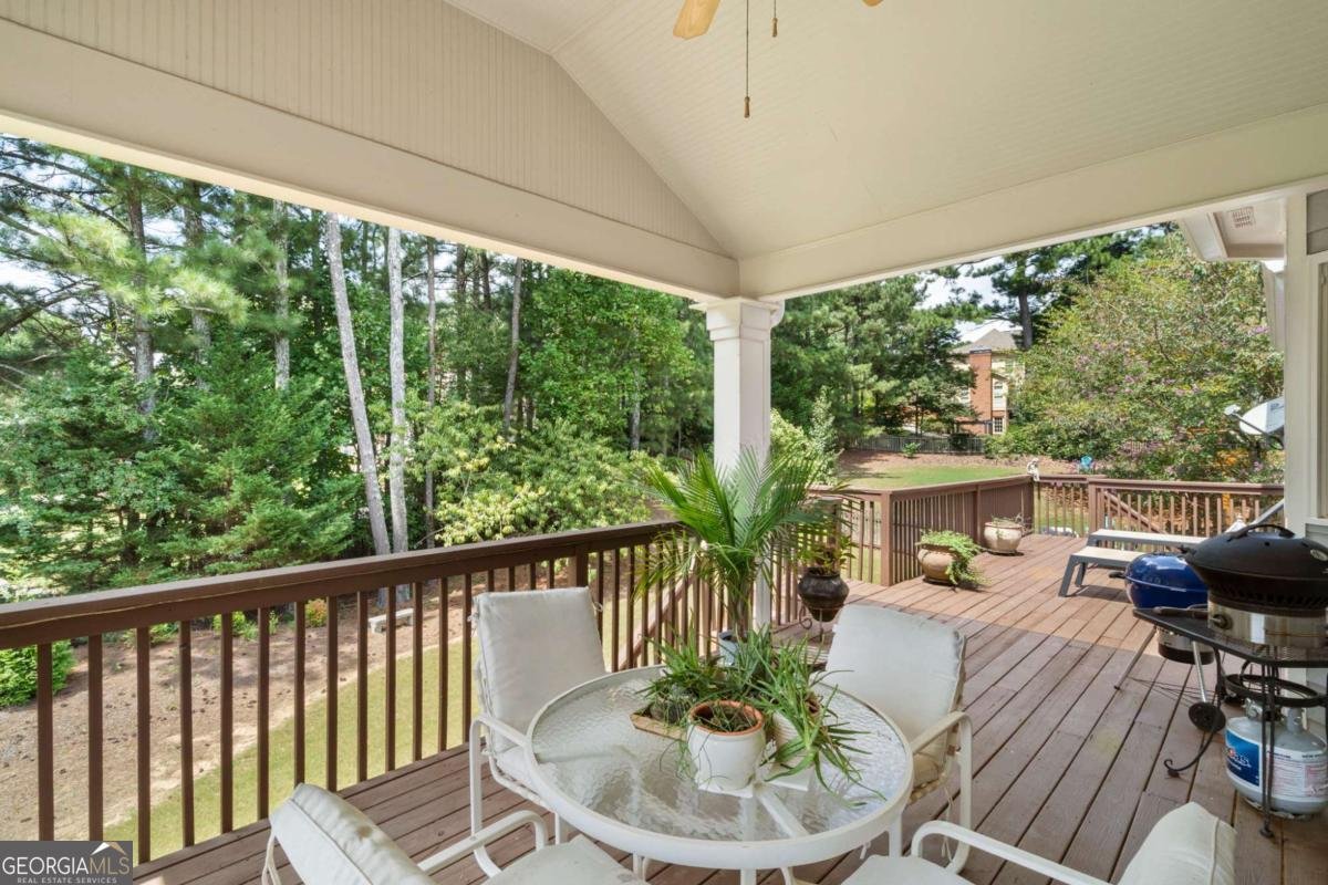 2421 Floral Valley Drive Dacula - 22