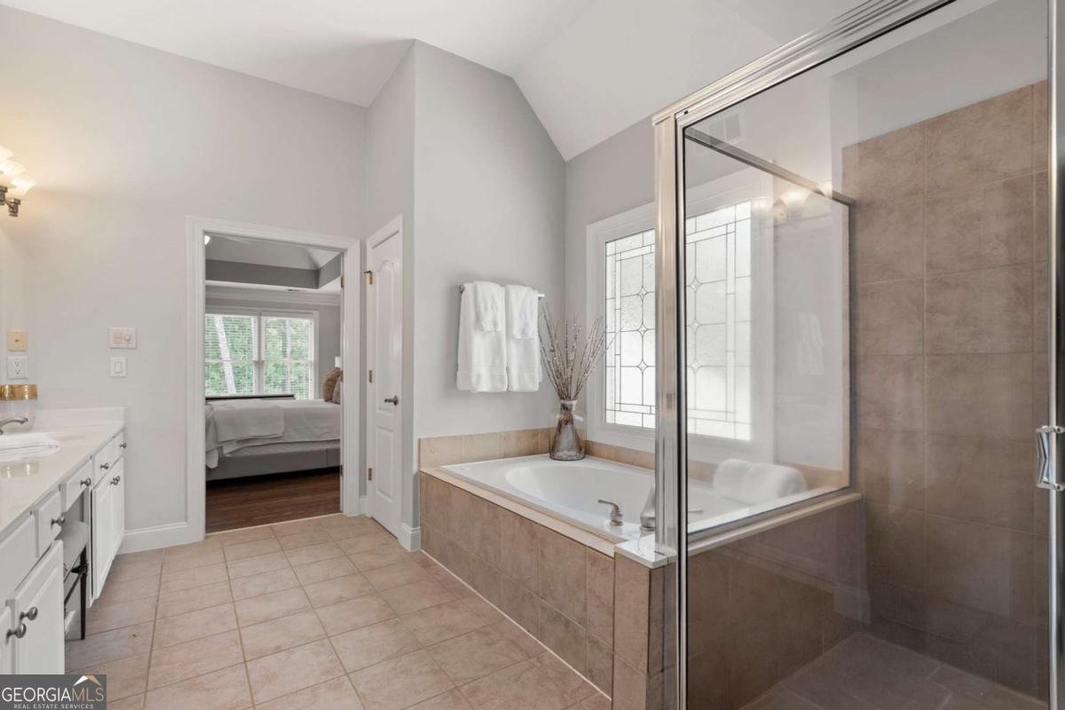 2421 Floral Valley Drive Dacula - 5