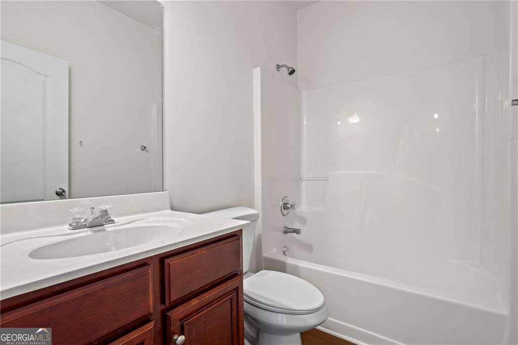 221 Cutbank Court Atlanta - 14
