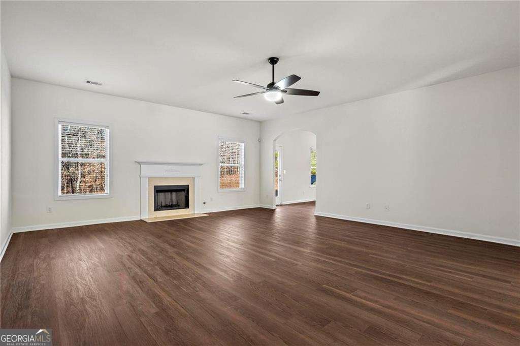221 Cutbank Court Atlanta - 2