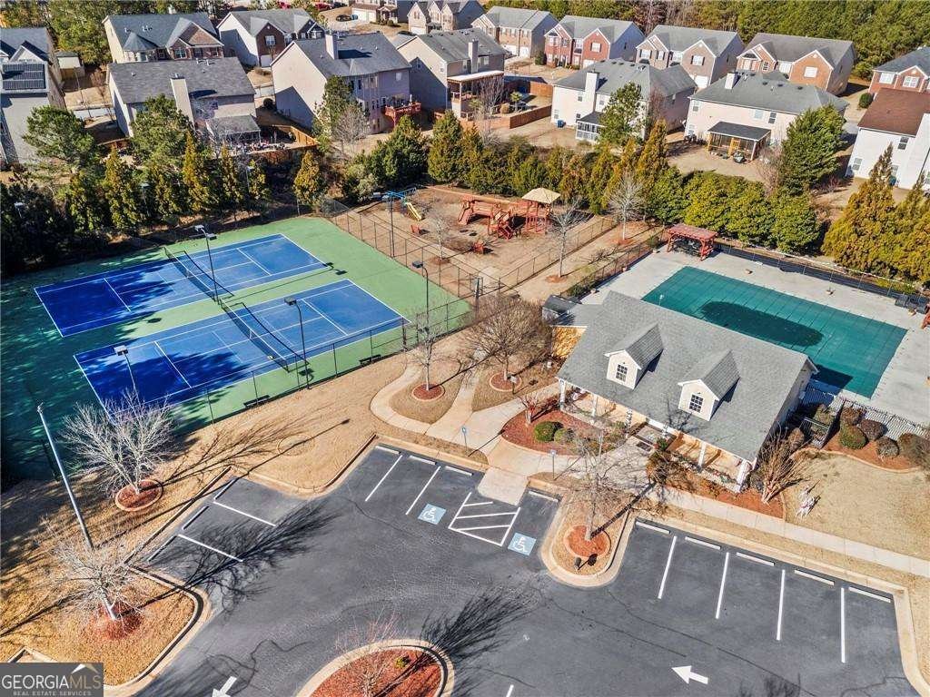 221 Cutbank Court Atlanta - 30