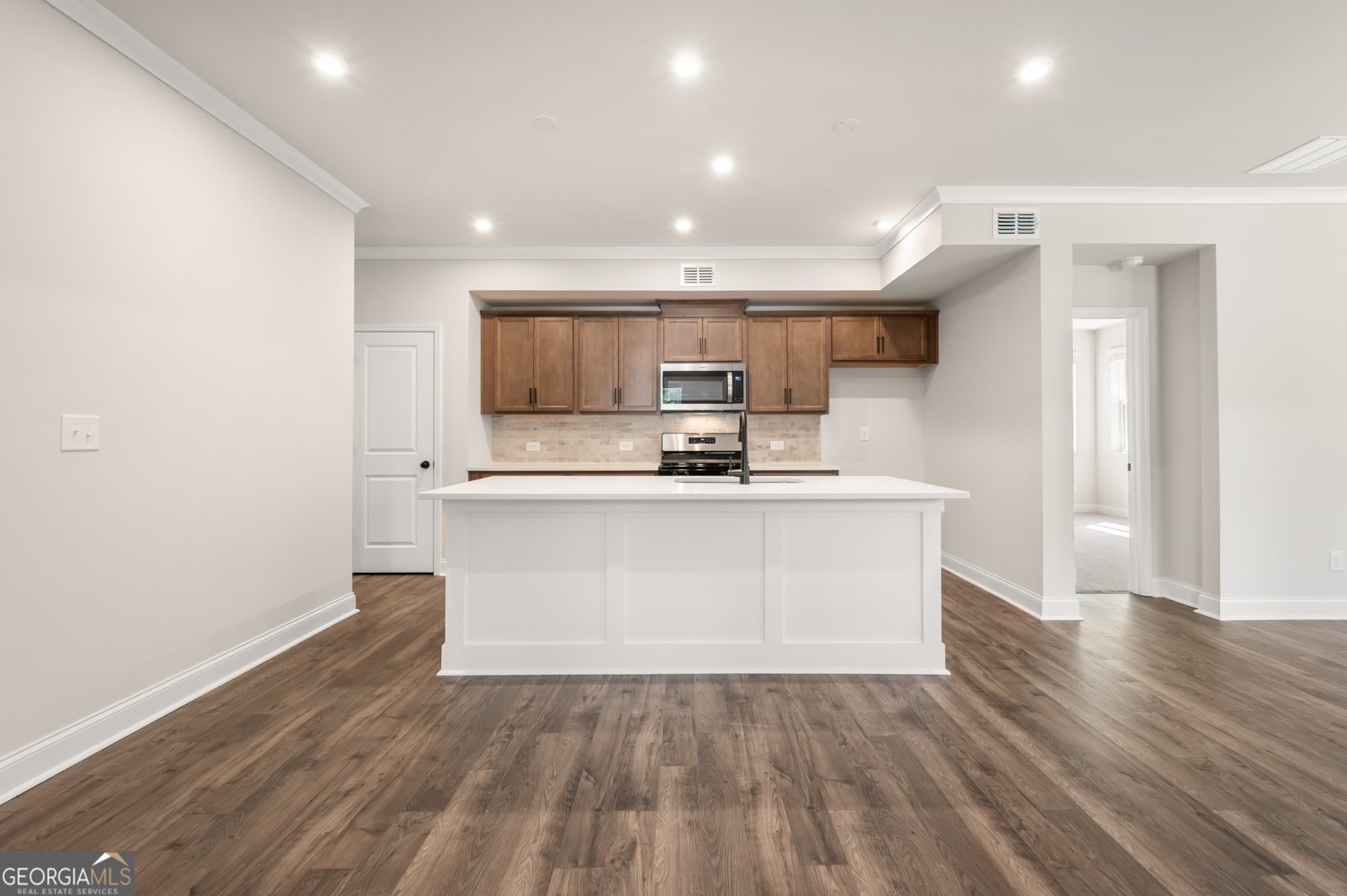 164 Henley Street Canton - 16