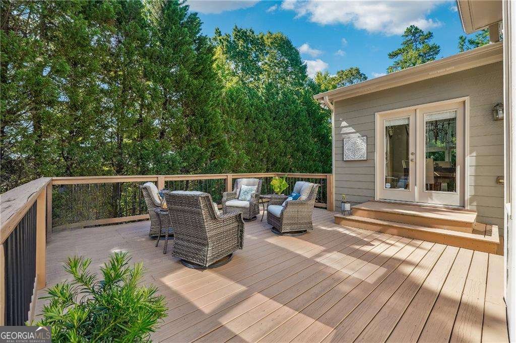 5715 UPPER CREEK Court Suwanee - 23