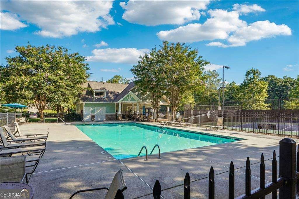5715 UPPER CREEK Court Suwanee - 31