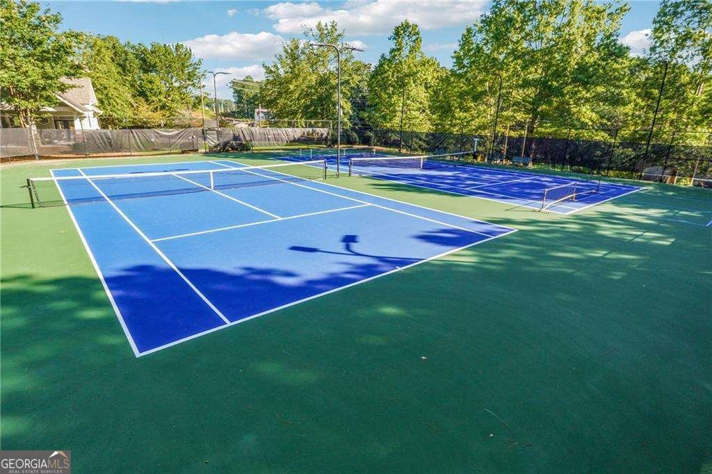 5715 UPPER CREEK Court Suwanee - 33