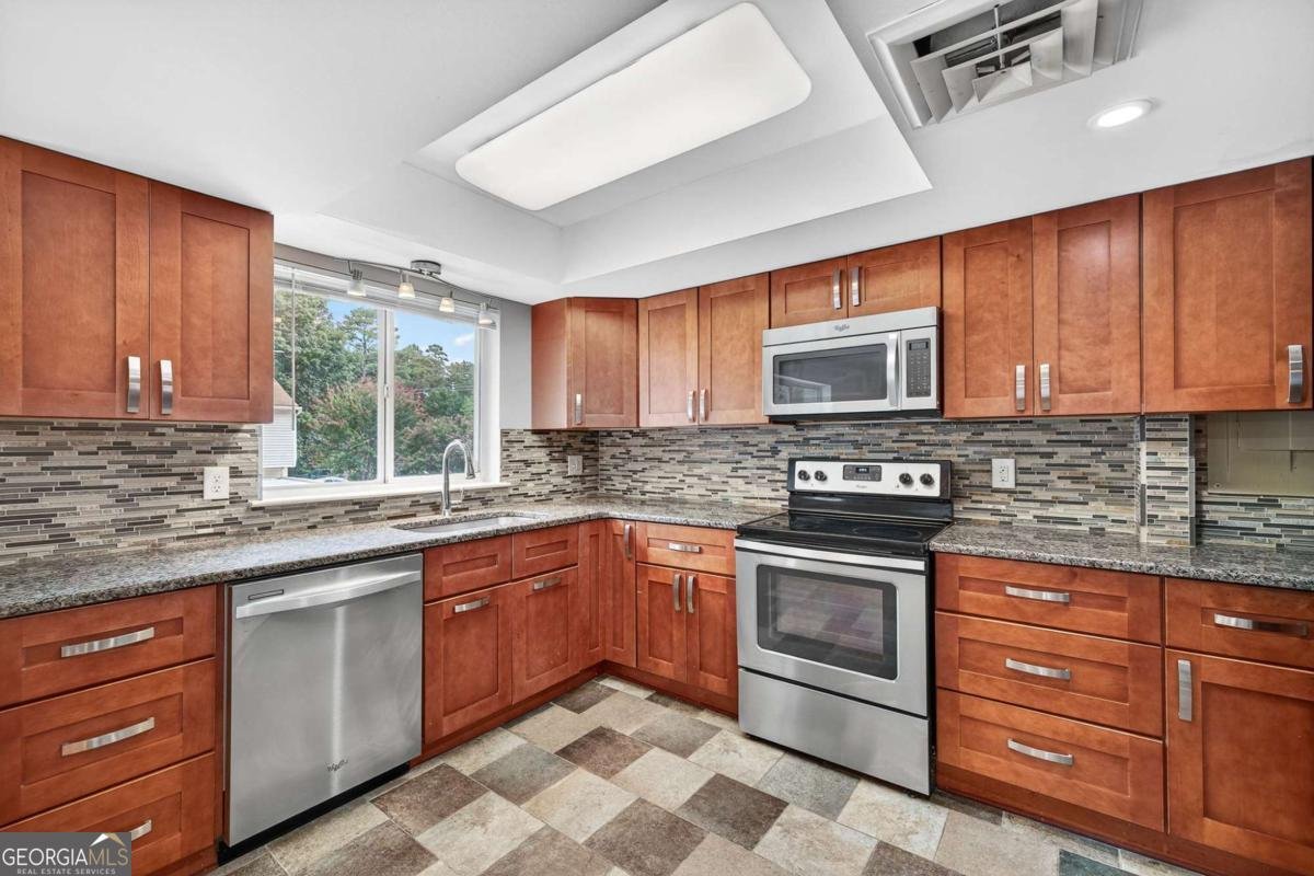 7321 Cardigan Circle Atlanta - 7