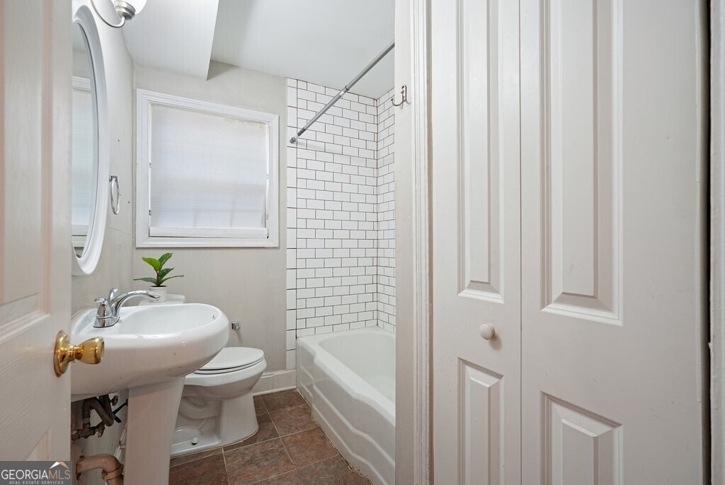 2501 Hillside Avenue Decatur - 22
