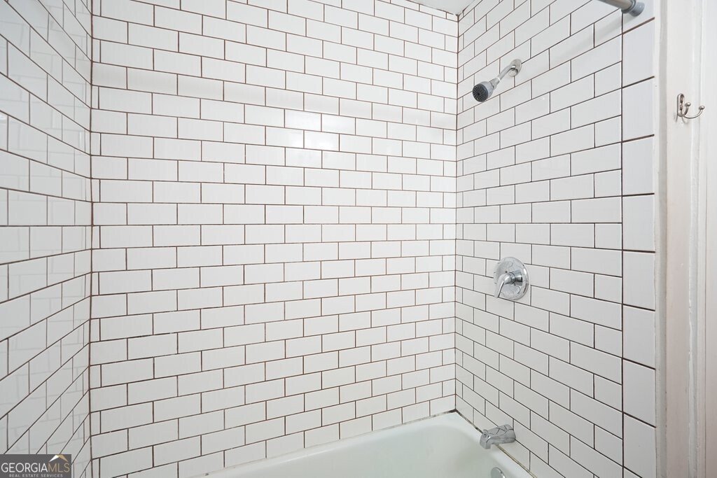 2501 Hillside Avenue Decatur - 24