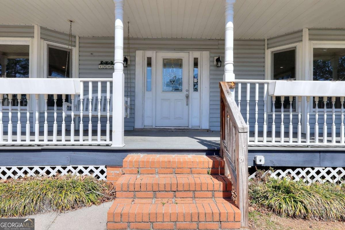 1294 Summit Chase Drive Snellville - 2