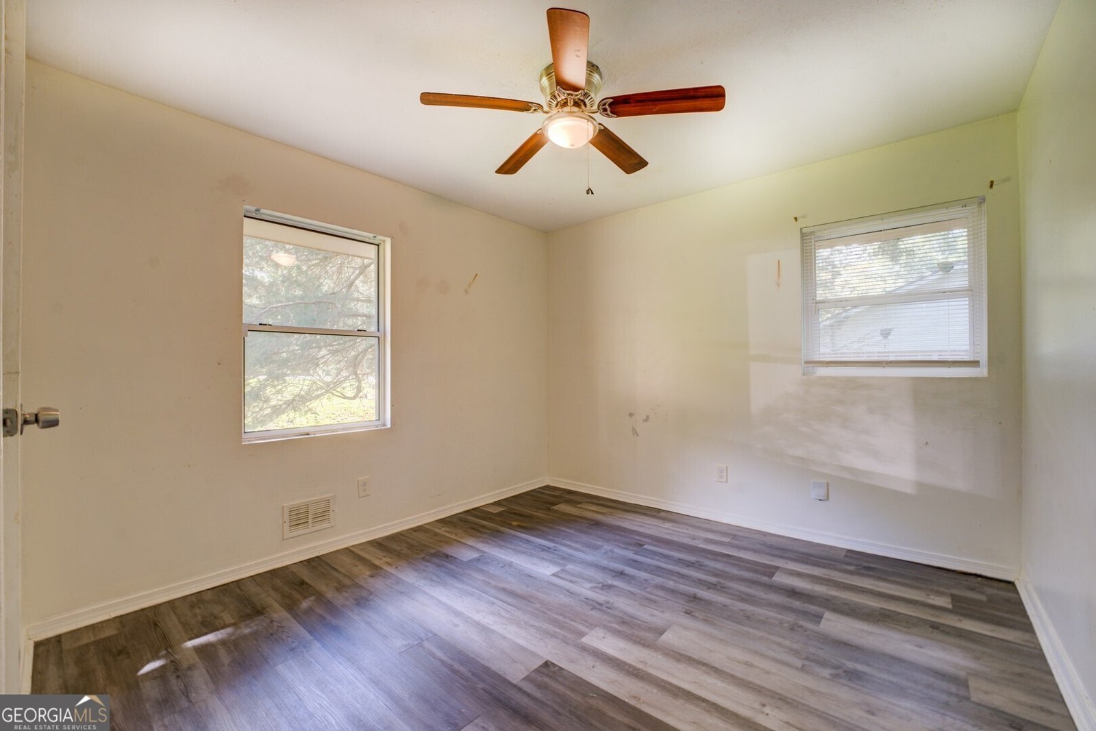 8169 Kendrick Road Jonesboro - 21