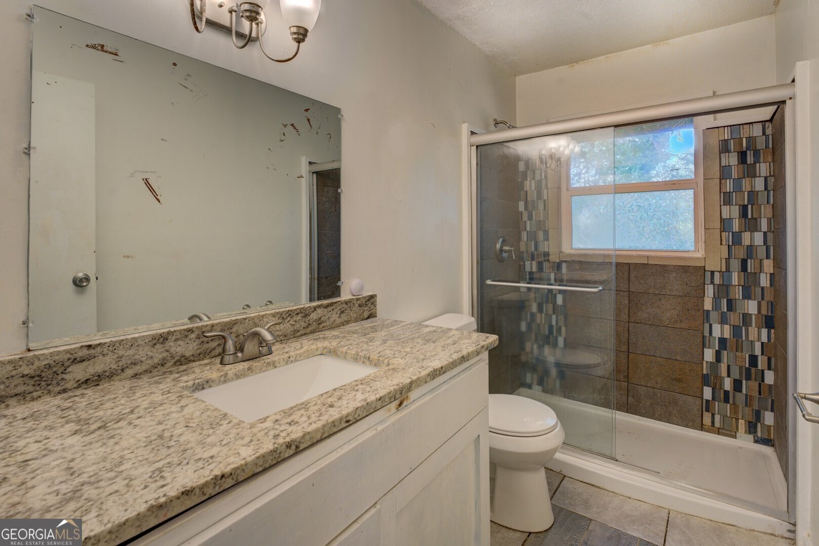 8169 Kendrick Road Jonesboro - 24