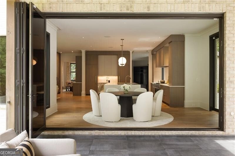 700 Island Drive Atlanta - 19