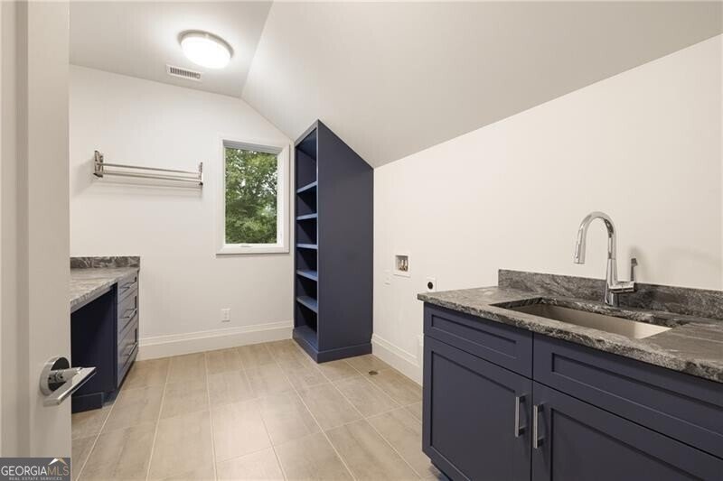 700 Island Drive Atlanta - 54