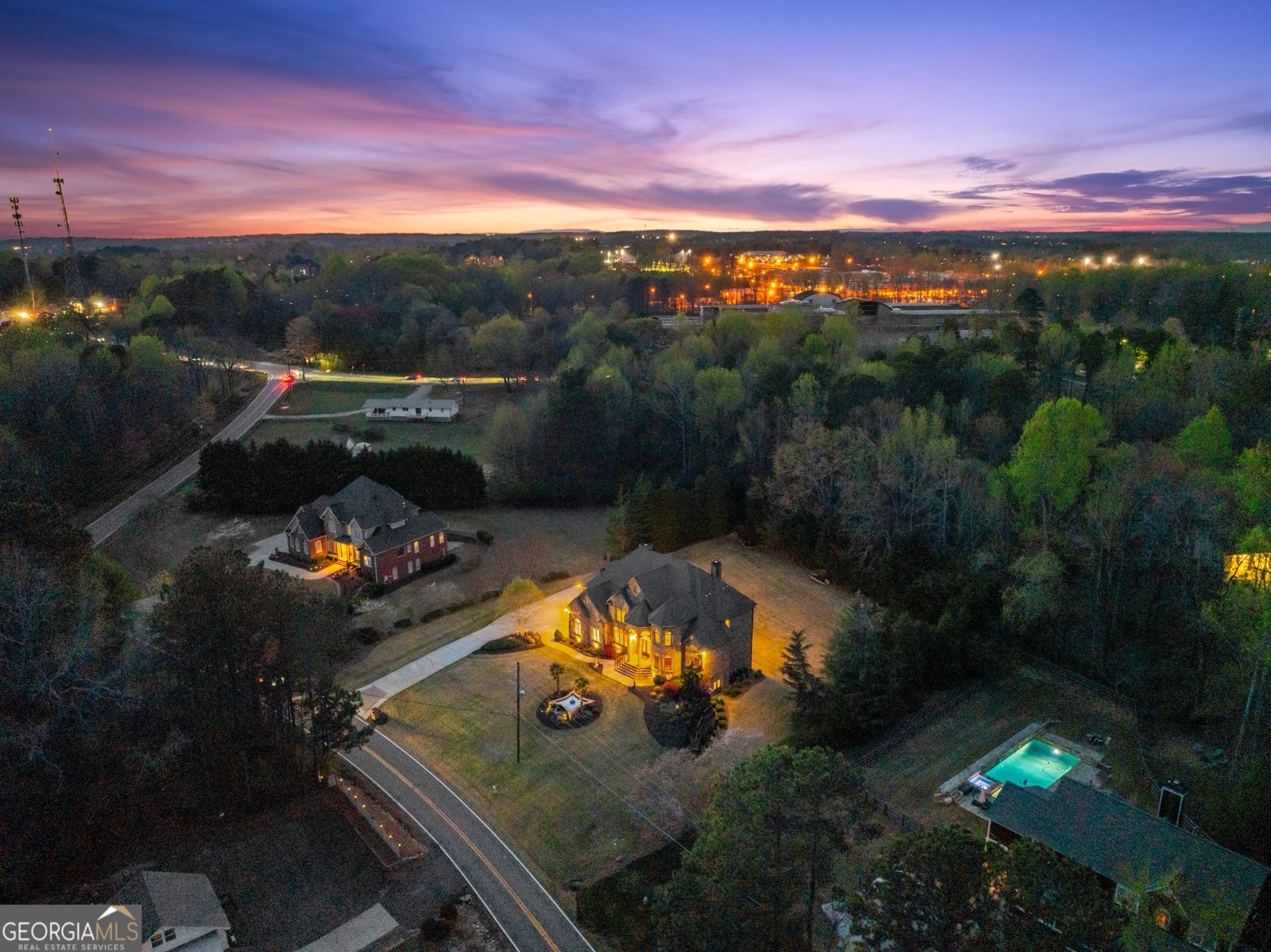1310 Settles Road Suwanee - 75
